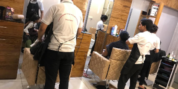 Tip Top Hairdressers, Army area, Kalka