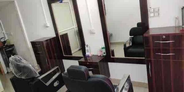 Makeover Salon, rajouri garden, Delhi