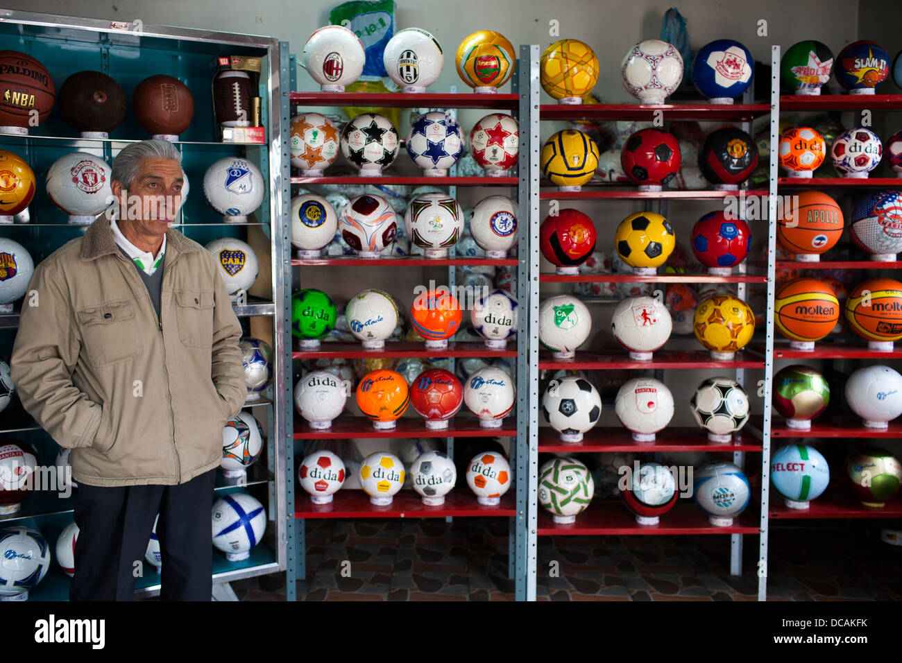 Shri BALAJI ENTERPRISES logo