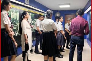 Suraj School Sector 56 Students Gain Insights from ISRO at Nehru Planetarium